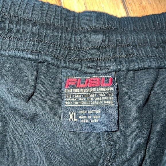 vintage fubu shorts Men’s Xl Cotton Drawstring Embroidered Logo Pockets Y2k - Picture 2 of 7